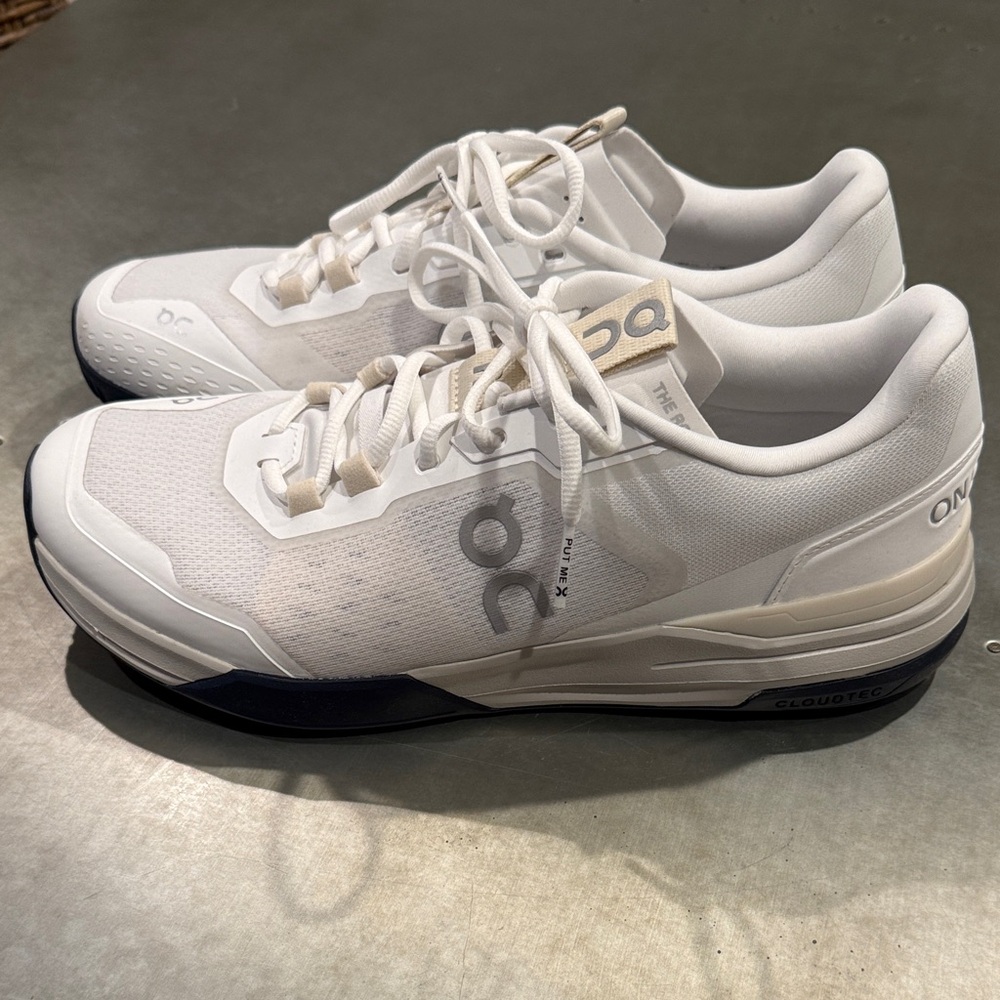 On Cloud THE ROGER Advantage Pro Clay Shoes